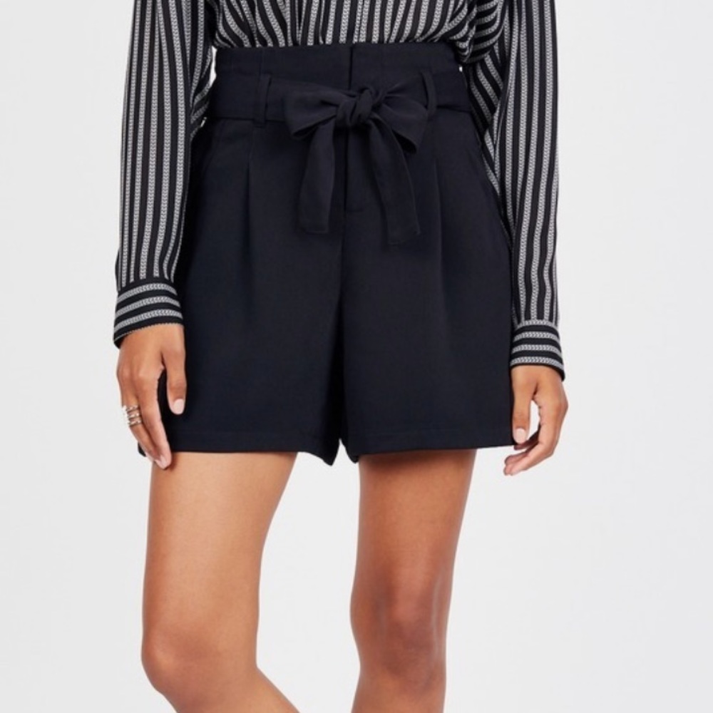 Noir High Waist Paperbag Waist Shorts